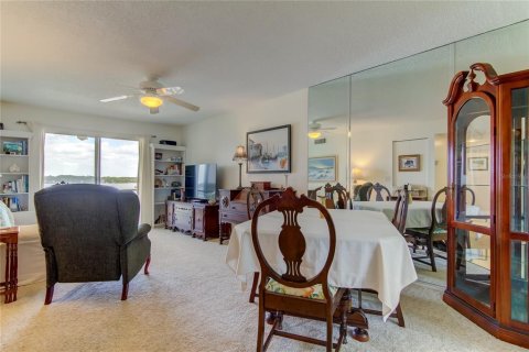 Condominio en venta en Tarpon Springs, Florida, 1 dormitorio, 68 m2 № 1067223 - foto 15