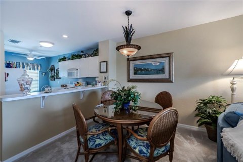 Condominio en venta en Port Charlotte, Florida, 2 dormitorios, 93.27 m2 № 1067222 - foto 14