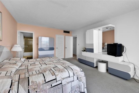 Copropriété à vendre à Miami Beach, Floride: 1 chambre, 91.04 m2 № 1293410 - photo 21