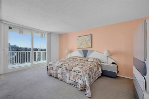 Copropriété à vendre à Miami Beach, Floride: 1 chambre, 91.04 m2 № 1293410 - photo 19