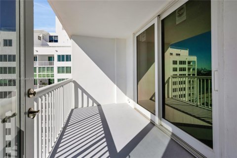 Copropriété à vendre à Miami Beach, Floride: 1 chambre, 91.04 m2 № 1293410 - photo 26