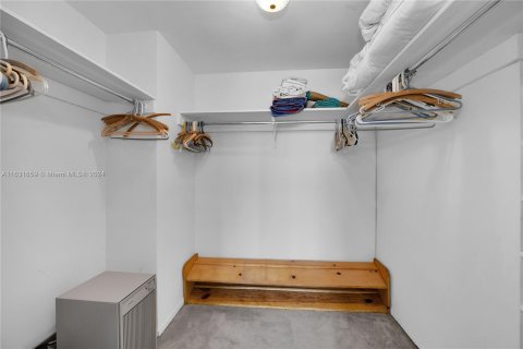 Copropriété à vendre à Miami Beach, Floride: 1 chambre, 91.04 m2 № 1293410 - photo 24