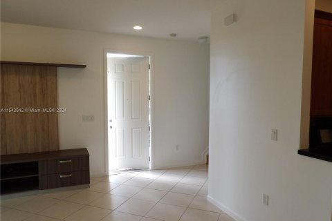 Townhouse in Sunrise, Florida 3 bedrooms № 1047238 - photo 5