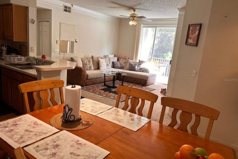 Condo in Orlando, Florida, 2 bedrooms  № 1335417 - photo 10