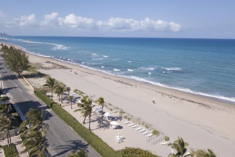 Copropriété à louer à Palm Beach, Floride: 2 chambres, 91.97 m2 № 1076840 - photo 14