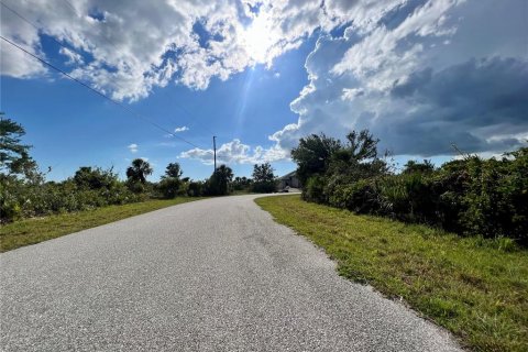 Land in Port Charlotte, Florida № 1275036 - photo 3