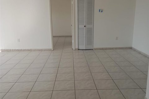 Copropriété à vendre à Miami Beach, Floride: 1 chambre, 81.29 m2 № 1033350 - photo 6