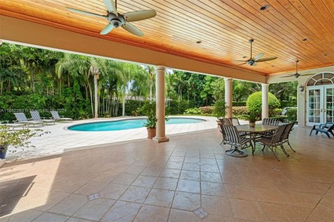 Villa ou maison à vendre à Coral Gables, Floride: 5 chambres, 402.55 m2 № 1356724 - photo 21