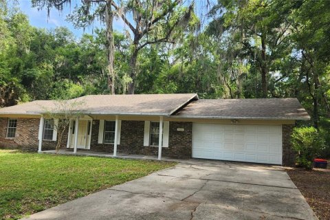 House in Gainesville, Florida 3 bedrooms, 142.14 sq.m. № 1349095 - photo 1