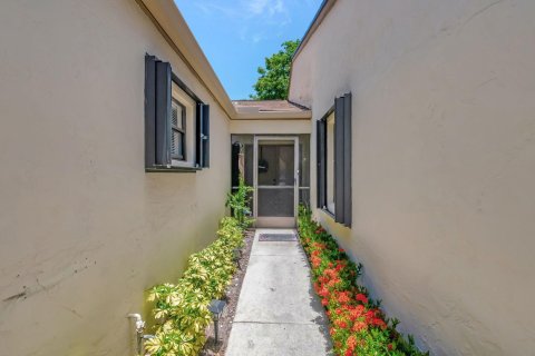 Copropriété à vendre à Boca Raton, Floride: 2 chambres, 121.7 m2 № 1221582 - photo 11