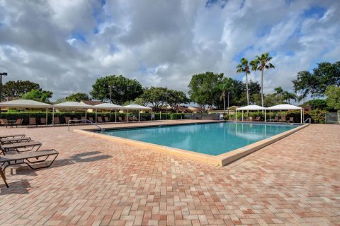 Copropriété à vendre à Boca Raton, Floride: 2 chambres, 121.7 m2 № 1221582 - photo 4