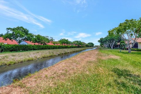 Copropriété à vendre à Boca Raton, Floride: 2 chambres, 121.7 m2 № 1221582 - photo 9