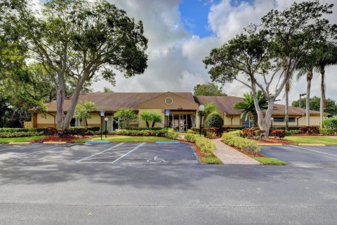 Copropriété à vendre à Boca Raton, Floride: 2 chambres, 121.7 m2 № 1221582 - photo 7