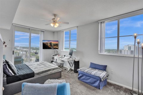 Condo in Fort Lauderdale, Florida, 2 bedrooms  № 1234832 - photo 19