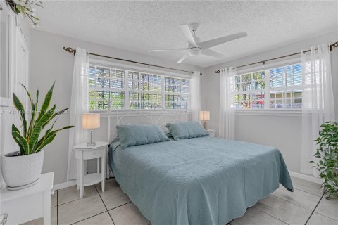 Villa ou maison à vendre à Cutler Bay, Floride: 3 chambres, 138.98 m2 № 1078371 - photo 15