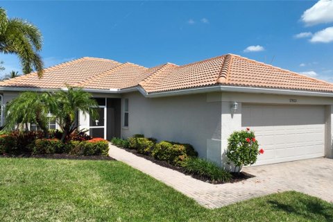 House in Punta Gorda, Florida 2 bedrooms, 124.3 sq.m. № 1071378 - photo 2