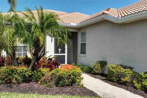 House in Punta Gorda, Florida 2 bedrooms, 124.3 sq.m. № 1071378 - photo 4