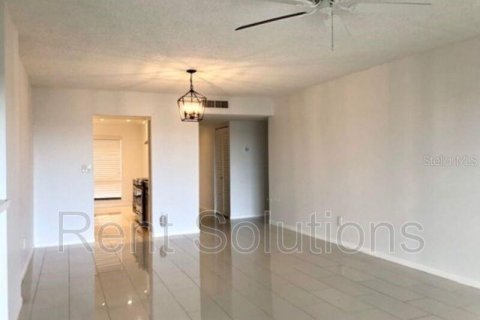 Condominio en alquiler en Clearwater, Florida, 2 dormitorios, 99.41 m2 № 1066305 - foto 3