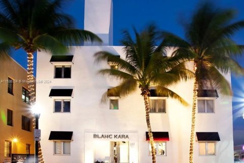 Immobilier commercial à vendre à Miami Beach, Floride: 1435.99 m2 № 1049485 - photo 5