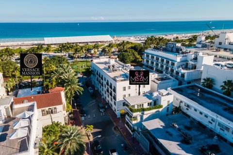 Villa ou maison à vendre à Miami Beach, Floride: 3 chambres, 228.35 m2 № 1031967 - photo 11