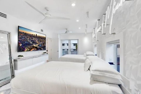 Casa en venta en Miami Beach, Florida, 3 dormitorios, 228.35 m2 № 1031967 - foto 8