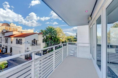 Casa en venta en Miami Beach, Florida, 3 dormitorios, 228.35 m2 № 1031967 - foto 18