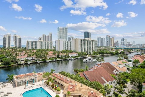 Condominio en venta en Aventura, Florida, 1 dormitorio, 100.06 m2 № 1333573 - foto 1