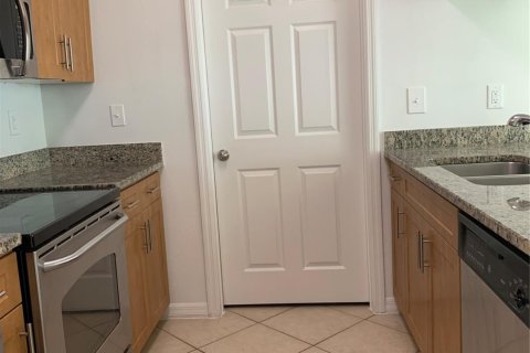 Condo in West Palm Beach, Florida, 1 bedroom  № 1061150 - photo 6