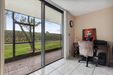 Condominio en venta en Tamarac, Florida, 1 dormitorio, 75.07 m2 № 1033905 - foto 2