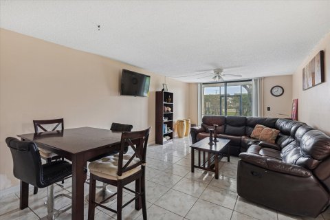 Condominio en venta en Tamarac, Florida, 1 dormitorio, 75.07 m2 № 1033905 - foto 8