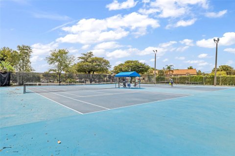 Condo in Deerfield Beach, Florida, 2 bedrooms  № 1050185 - photo 2