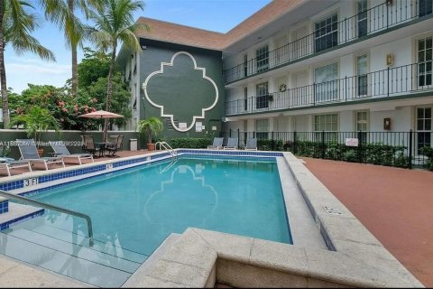 Copropriété à vendre à Miami, Floride: 2 chambres, 61.69 m2 № 1370767 - photo 19