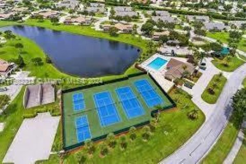 Townhouse in Boca Raton, Florida 3 bedrooms, 123.1 sq.m. № 1221843 - photo 14