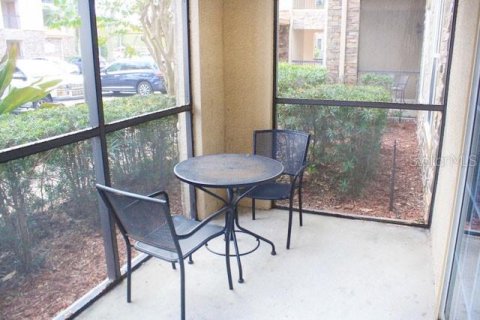 Condo in Davenport, Florida, 2 bedrooms  № 1064297 - photo 12