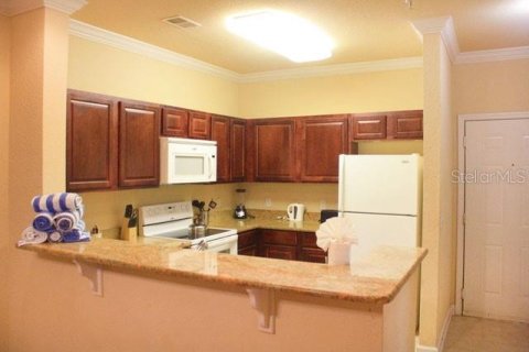 Condo in Davenport, Florida, 2 bedrooms  № 1064297 - photo 2