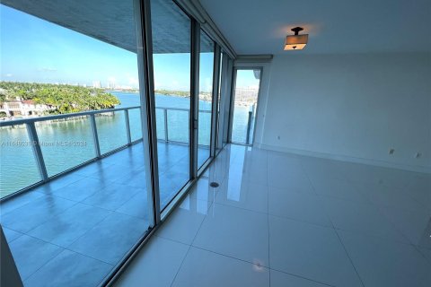 Copropriété à vendre à Miami Beach, Floride: 3 chambres, 121.14 m2 № 1331272 - photo 16