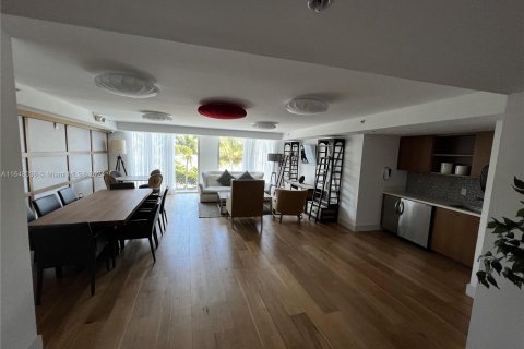 Copropriété à vendre à Miami Beach, Floride: 3 chambres, 121.14 m2 № 1331272 - photo 25