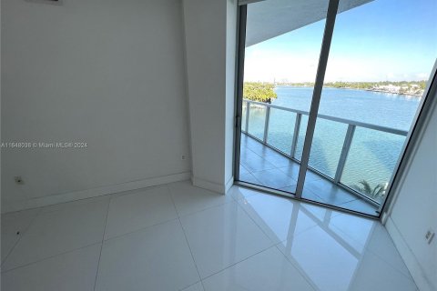 Copropriété à vendre à Miami Beach, Floride: 3 chambres, 121.14 m2 № 1331272 - photo 6