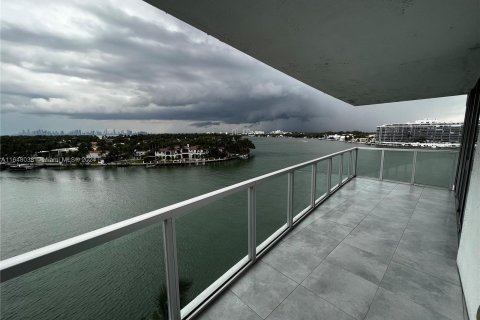 Condo in Miami Beach, Florida, 3 bedrooms  № 1331272 - photo 17