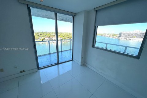 Condominio en venta en Miami Beach, Florida, 3 dormitorios, 121.14 m2 № 1331272 - foto 5