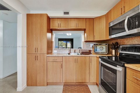 Condominio en venta en Pembroke Pines, Florida, 2 dormitorios, 94.85 m2 № 1230836 - foto 9