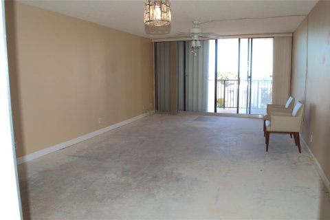 Condominio en venta en Hollywood, Florida, 1 dormitorio, 91.04 m2 № 1031425 - foto 1