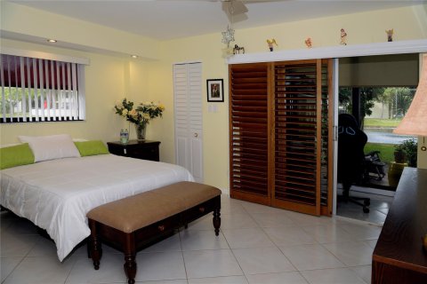 Condominio en venta en Pompano Beach, Florida, 2 dormitorios, 117.06 m2 № 1163292 - foto 27