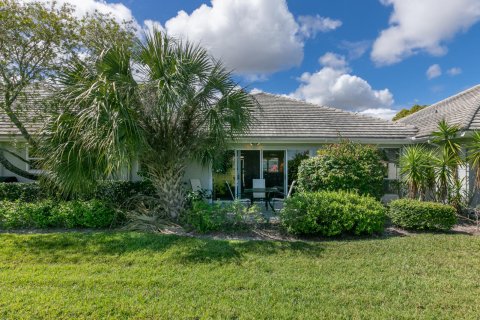 Villa ou maison à vendre à Palm City, Floride: 2 chambres, 138.24 m2 № 1026502 - photo 6