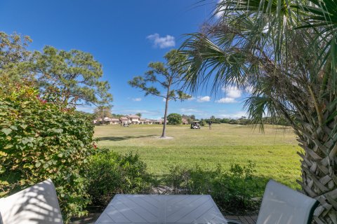 Villa ou maison à vendre à Palm City, Floride: 2 chambres, 138.24 m2 № 1026502 - photo 4