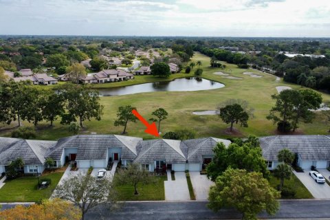 Villa ou maison à vendre à Palm City, Floride: 2 chambres, 138.24 m2 № 1026502 - photo 3