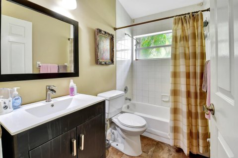 Casa en venta en Boynton Beach, Florida, 3 dormitorios, 173.45 m2 № 1050176 - foto 13