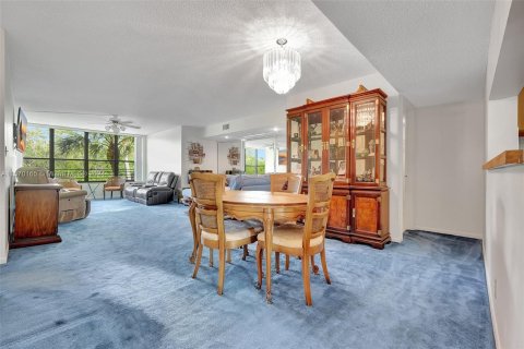 Copropriété à vendre à Coconut Creek, Floride: 2 chambres, 120.77 m2 № 1389579 - photo 7