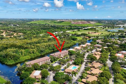 Condominio en venta en Coconut Creek, Florida, 2 dormitorios, 120.77 m2 № 1389579 - foto 30