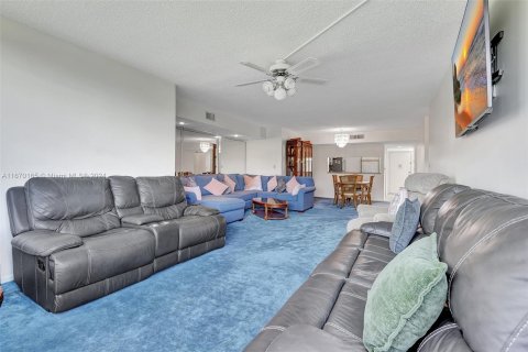 Copropriété à vendre à Coconut Creek, Floride: 2 chambres, 120.77 m2 № 1389579 - photo 14